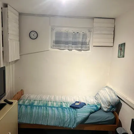 Guest house 1-2 Bettzimmer *