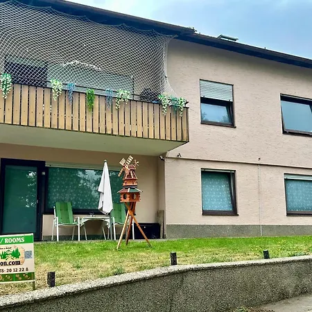 招待所 Deine Pension, Double P1, 1-2 Beds, 10qm, Check-in 4pm - 5am 克雷格林根