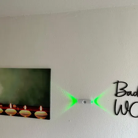 Deine Pension, Double P1, 1-2 Beds, 10qm, Check-in 4pm - 5am *