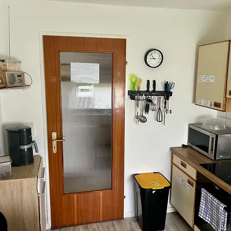 Deine Pension, Double P1, 1-2 Beds, 10qm, Check-in 4pm - 5am